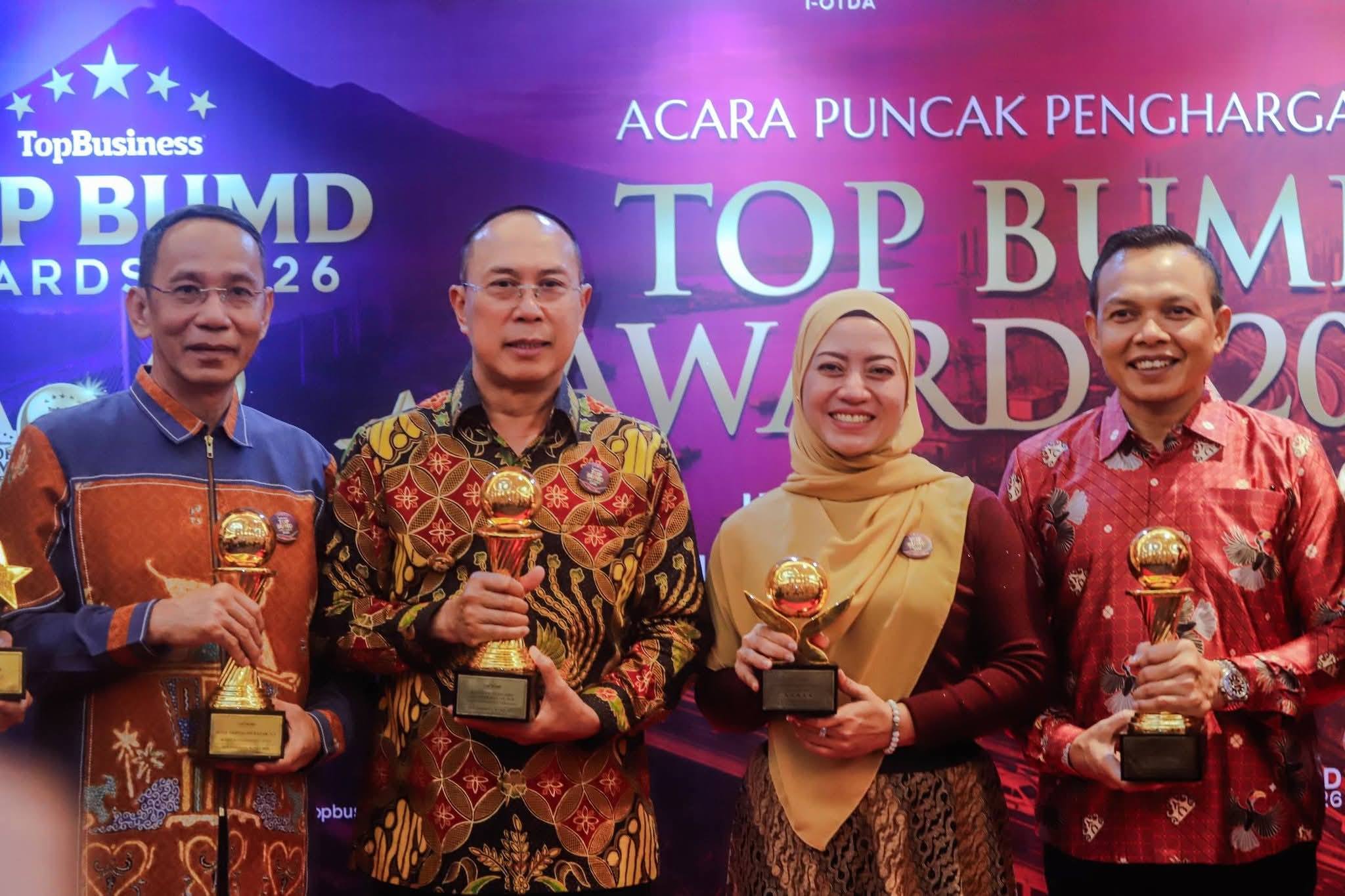 Bupati Konawe Raih Penghargaan Top Pembina BUMD 2026